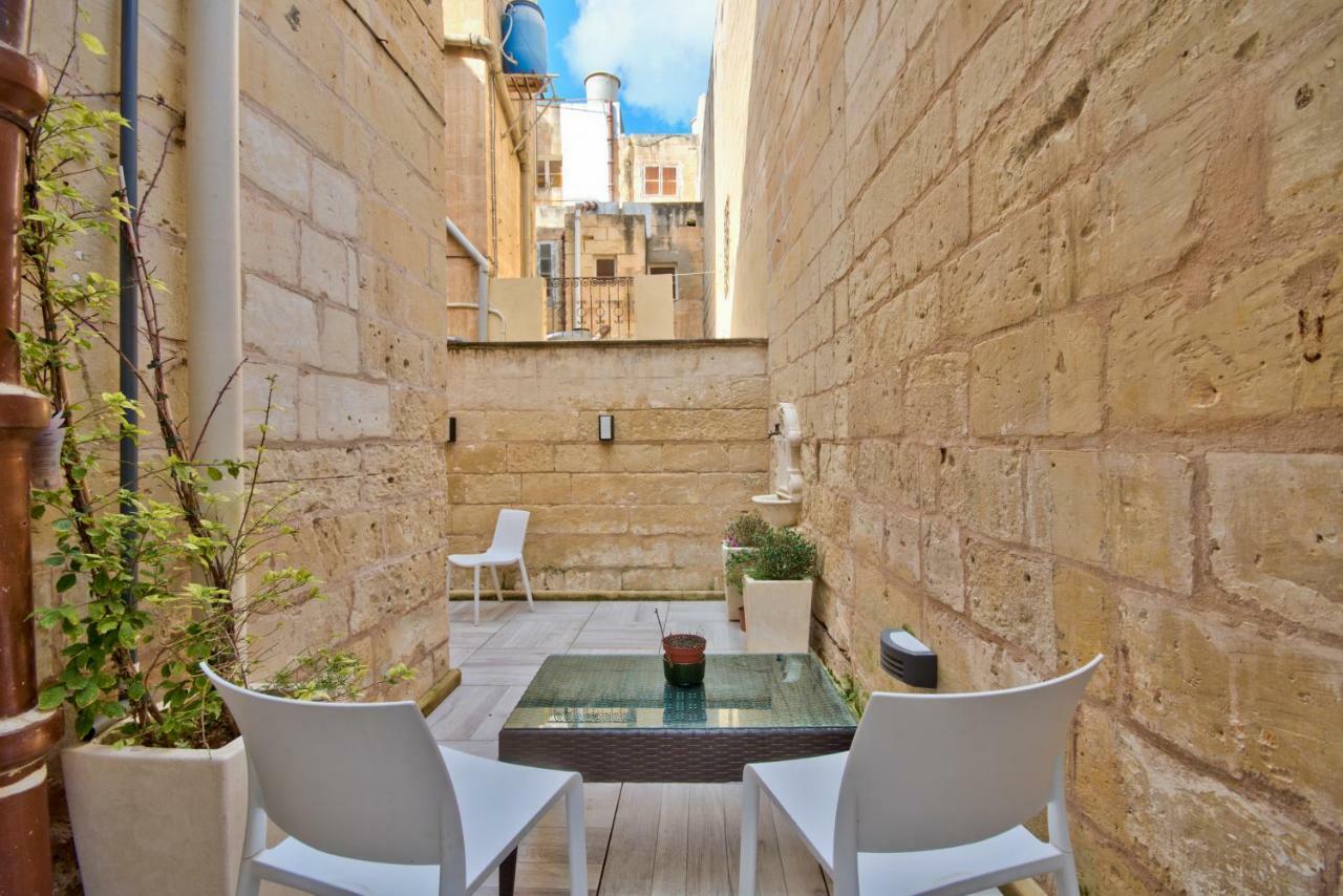 Vacation Townhouse Βίλα Σλιέμα Εξωτερικό φωτογραφία